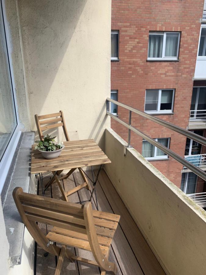Oskar Luxe Op Zeedijk Met Zeezicht Oostende